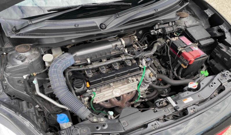 
								2017 Suzuki Swift HYBRID RS full									