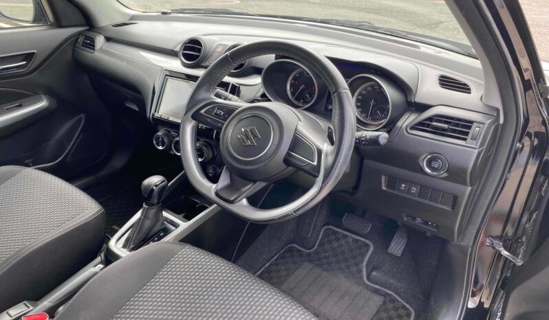 
								2017 Suzuki Swift HYBRID RS full									