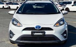2017 Toyota Aqua CROSSOVER