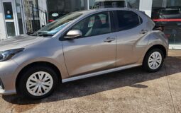2021 Toyota Yaris HYBRID X