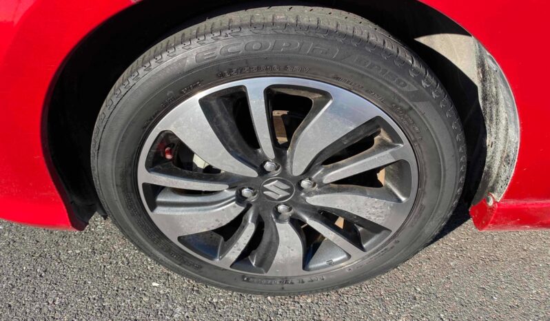 
								2017 Suzuki Swift HYBRID RS full									
