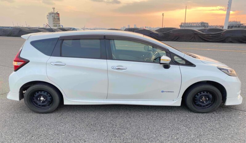 
								2016 Nissan Note E-Power X full									