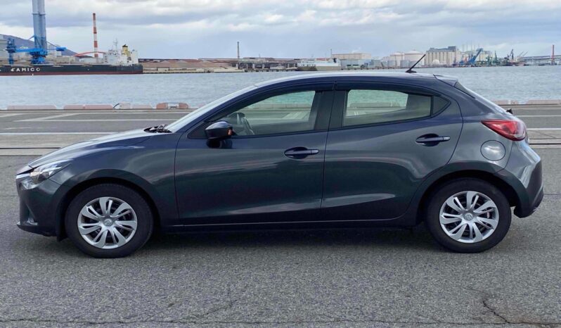 
								2015 Mazda Demio 13C full									