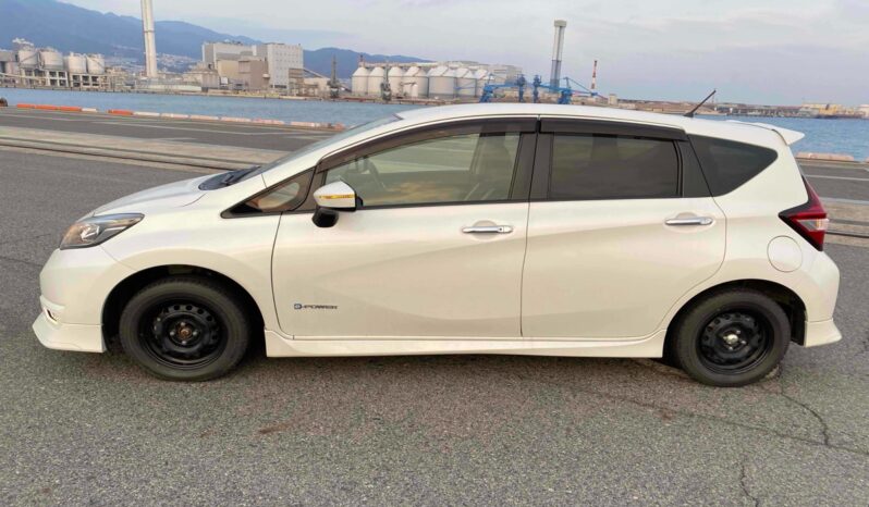 
								2016 Nissan Note E-Power X full									