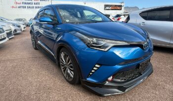 
									2017 Toyota C-HR G full								