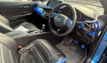 
									2017 Toyota C-HR G full								