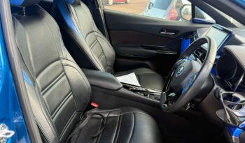 
									2017 Toyota C-HR G full								
