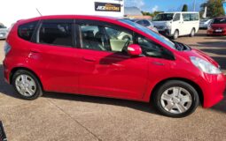 2013 Honda Fit HYBRID SMART SELECTION