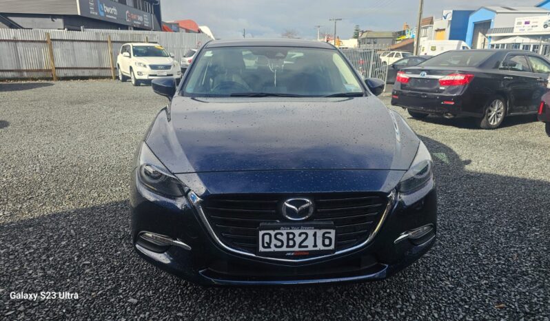 
								2017 Mazda Axela Hybrid- Pro Active full									